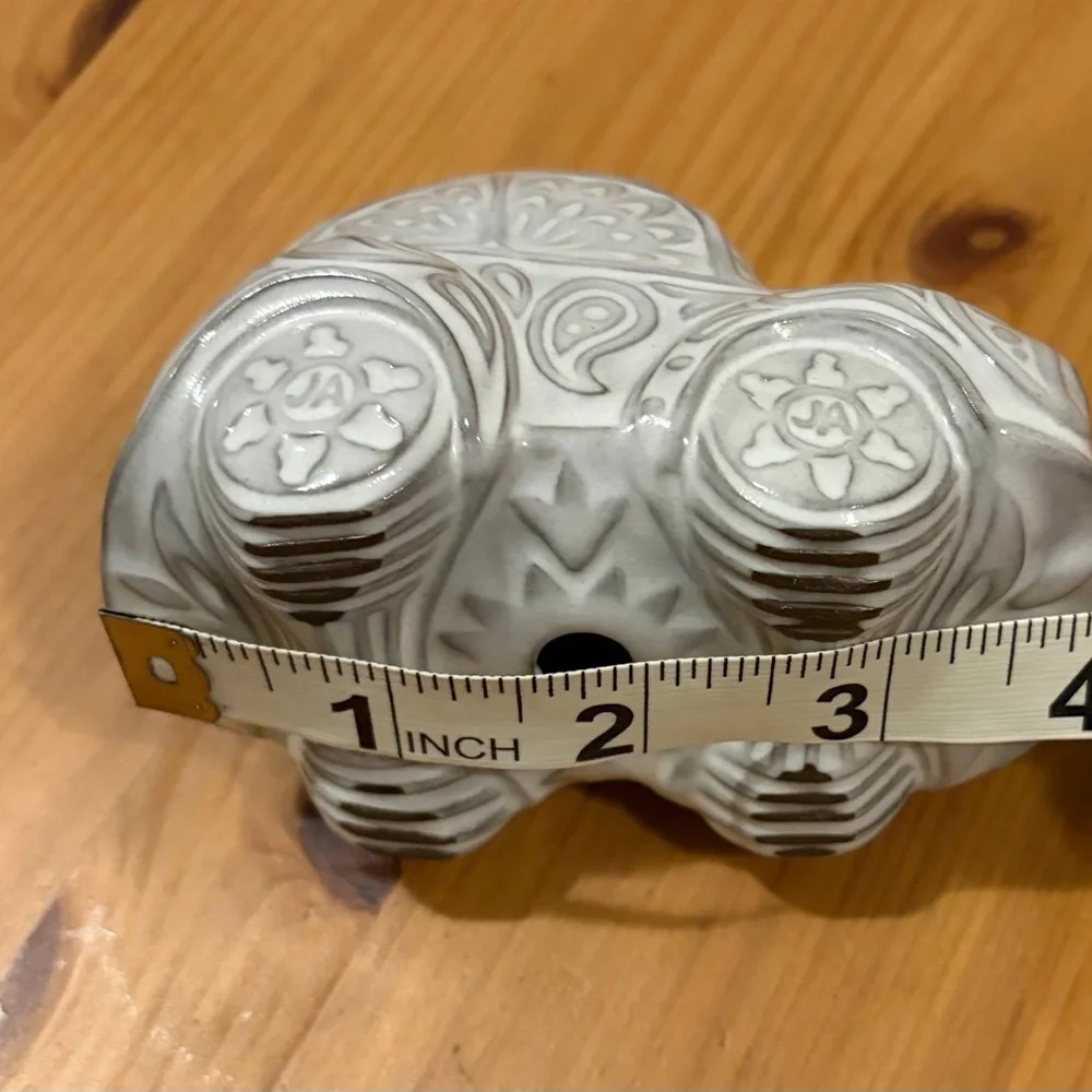 Jonathan Adler VW ornament no chips or cracks